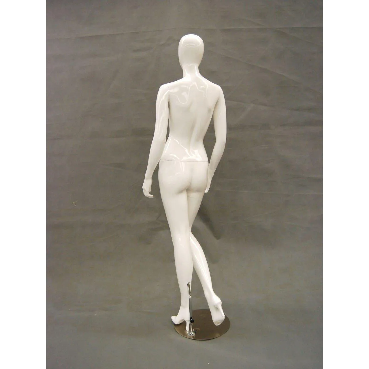 Egghead Female Mannequin MM-RGS6W1 (Built-In Heel)