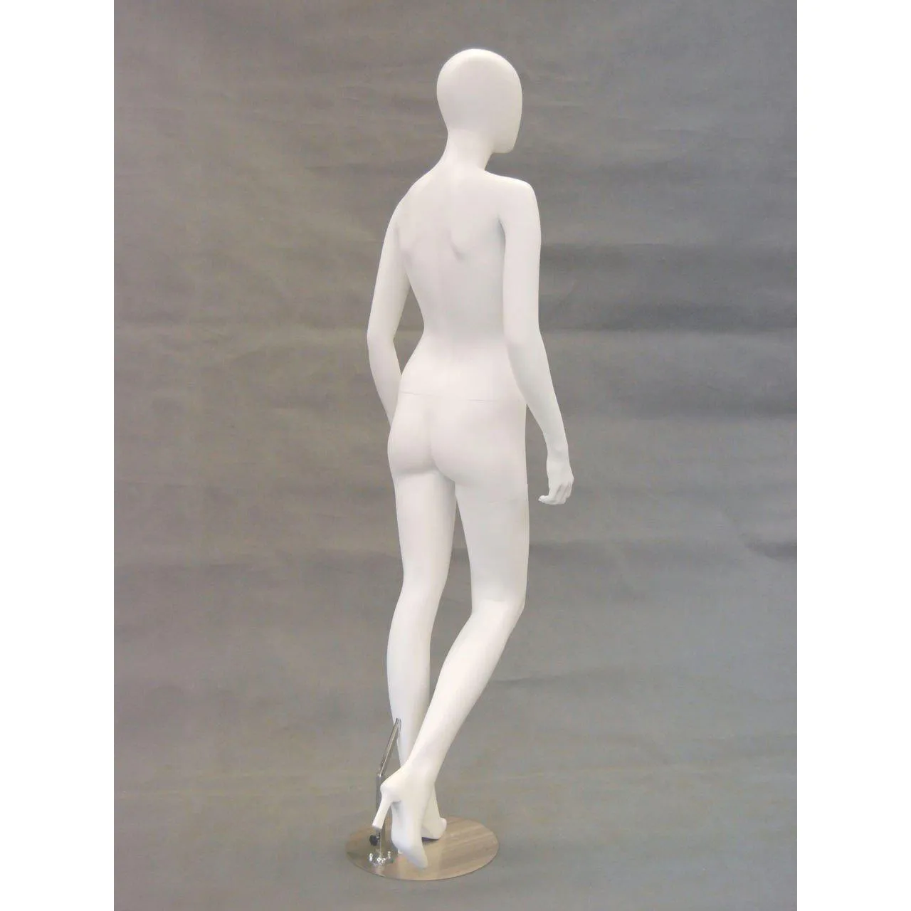 Egghead Female Mannequin MM-RGS6W1 (Built-In Heel)