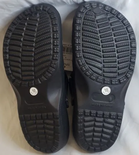 Liam III -- Men's " Crocs " Style Sandals -- Black