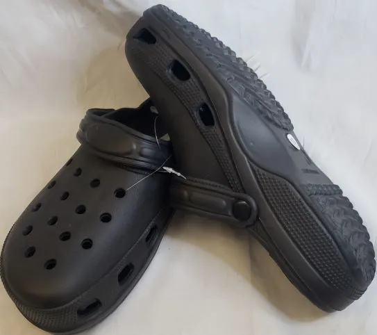 Liam III -- Men's " Crocs " Style Sandals -- Black