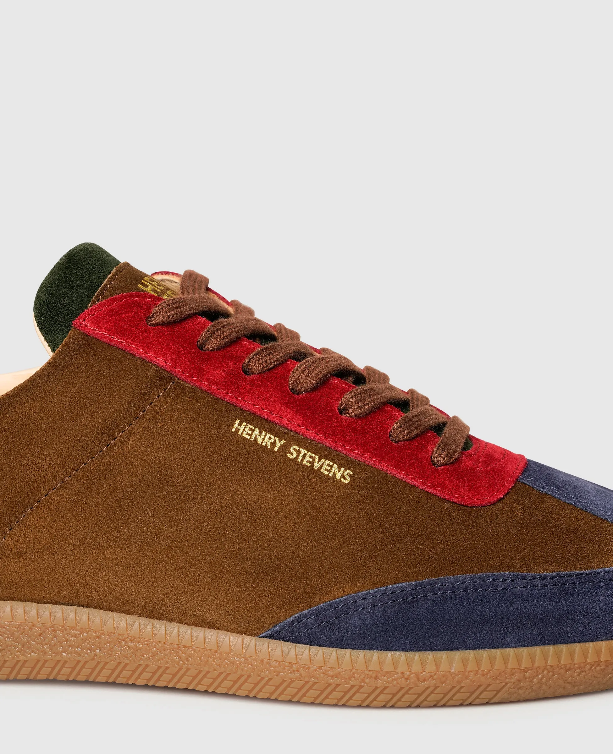 Travis TIS - Green/Blue/Brown/Red